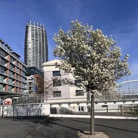 Donald Eurovea 公寓