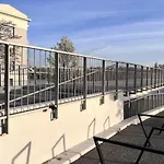 Donald Eurovea Apartment