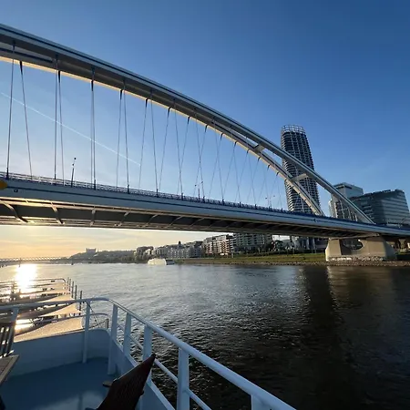 Donald Eurovea * Братислава