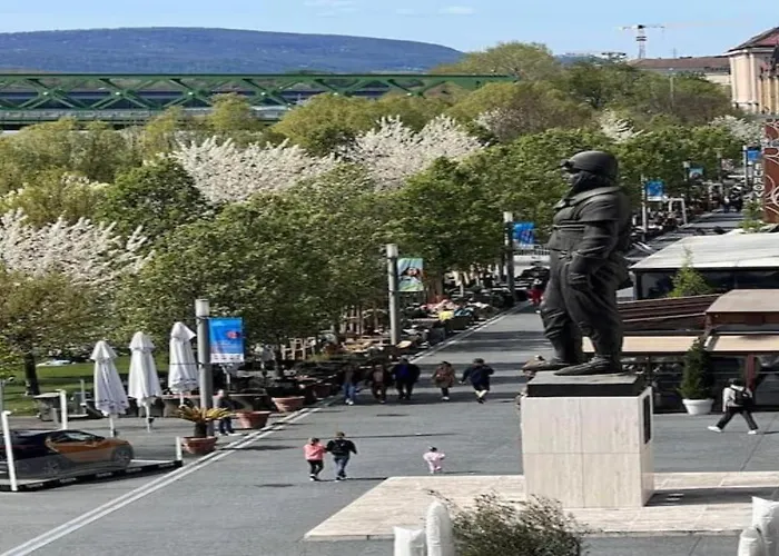 Donald Eurovea Братислава