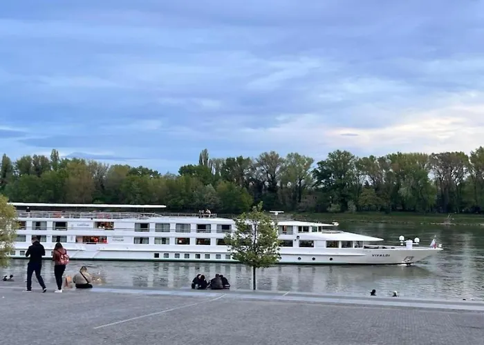 Donald Eurovea Apartamento